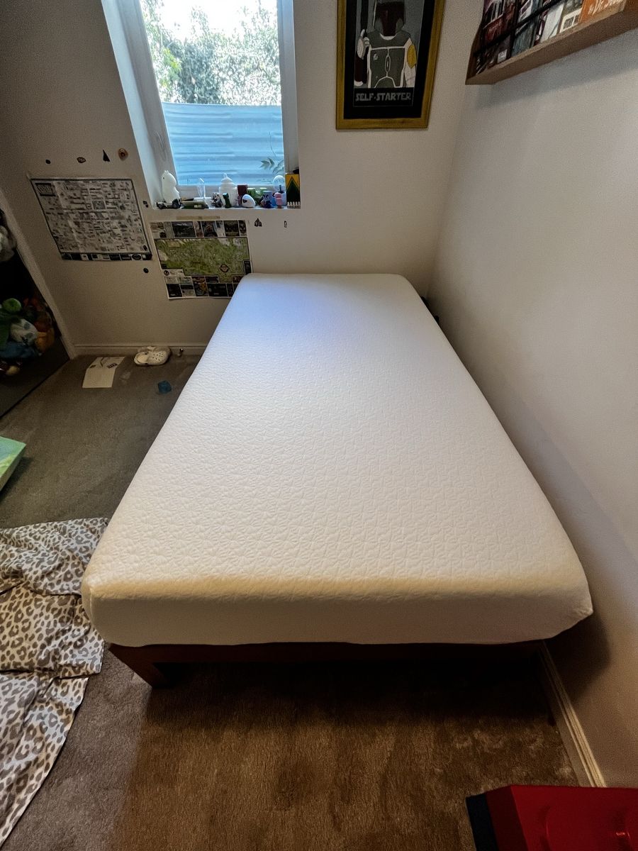$225OBO- Like-New Twin Bed Set – Zinus Mattress + Solid Wood Frame + Memory Foam Topper