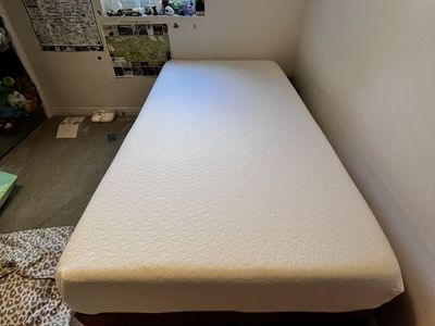 $225OBO- Like-New Twin Bed Set – Zinus Mattress + Solid Wood Frame + Memory Foam Topper