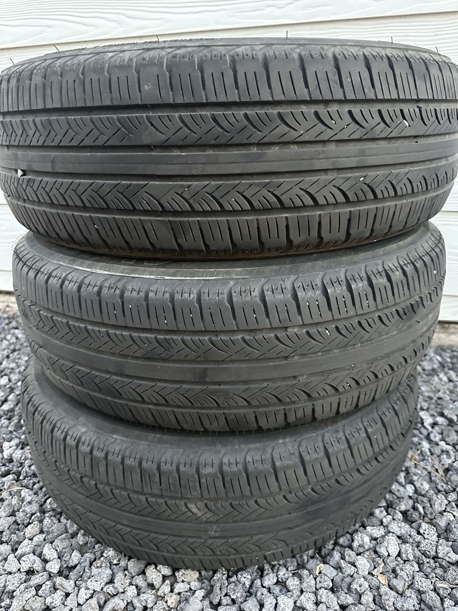 Yokohama AVID Touring-S Tires P185/65R15 - Set of 3