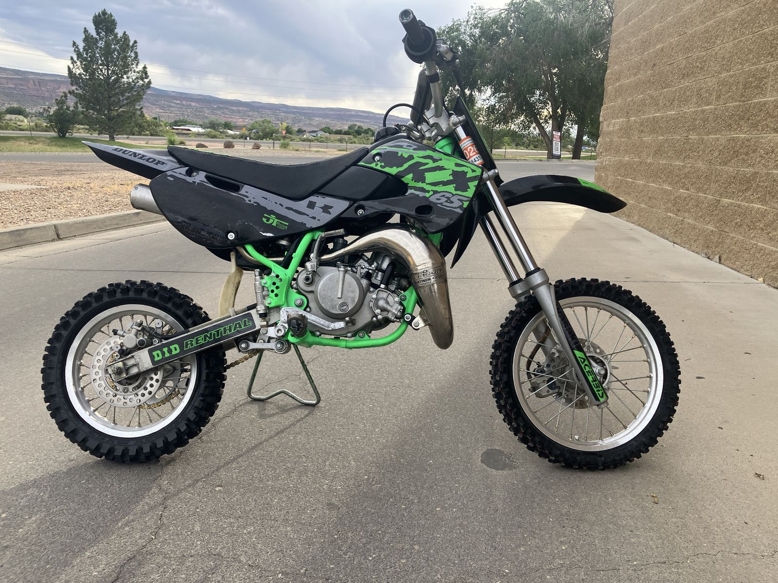 Kawasaki KX65 Dirt Bike - Green & Black, Two-Stroke Engine