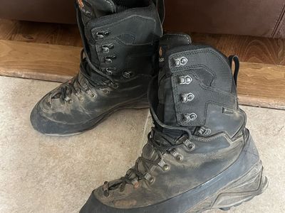 Men’s crispi brand briksdal pro boots size 9