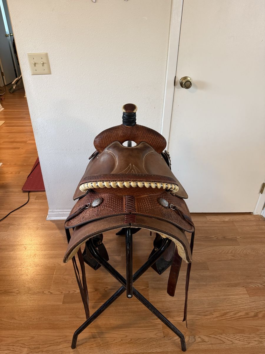 Main image 7