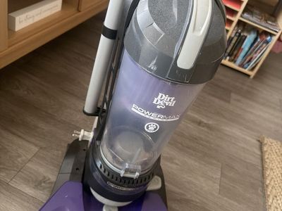 Vacuum Dirt Devil