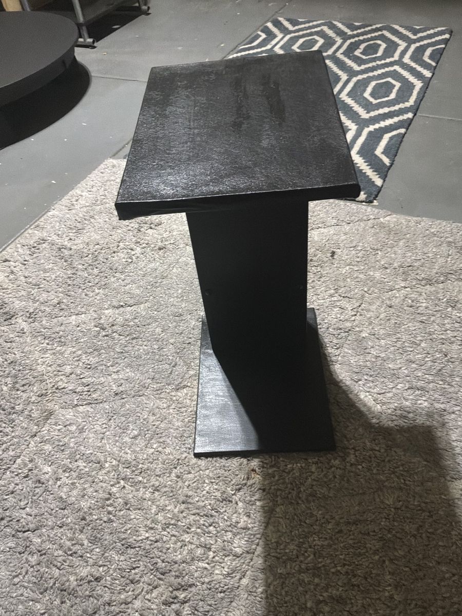 Main image 4