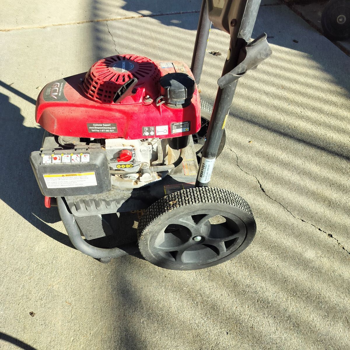 Simpson MegaShot 3000 PSI 2.3 GPM Gas Pressure Washer with Honda GCV160 Engine