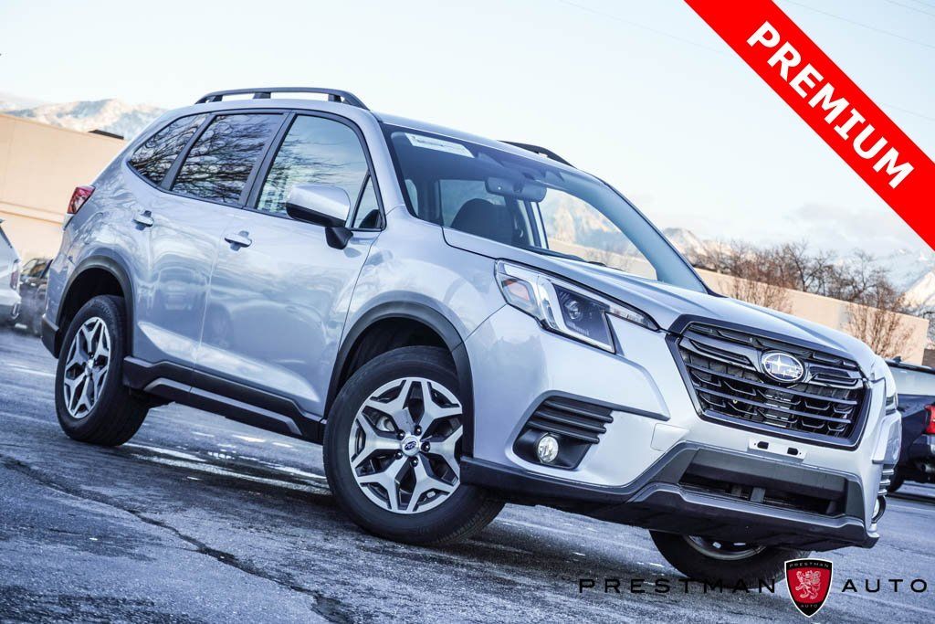 2023 SUBARU FORESTER Premium
