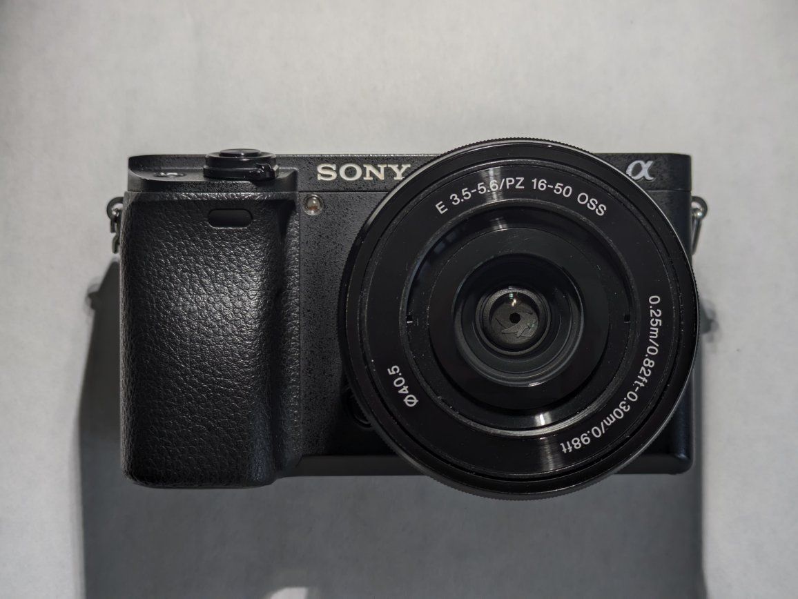Sony a6300 Camera kit+(Optional extra lens)