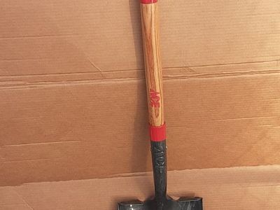 New ACE Steel Transfer Shovel with Forward Turned Blade Step and 30-inch Wood D-Handle