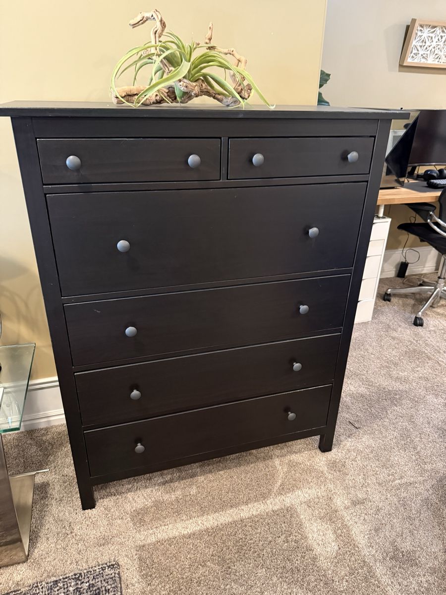 IKEA Hemnes 6-Drawer Dresser - Black-Brown