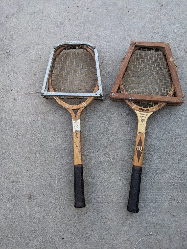 2 vintage tennis rackets