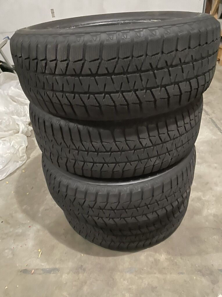 4 Bridgestone Blizzak Winter Tires