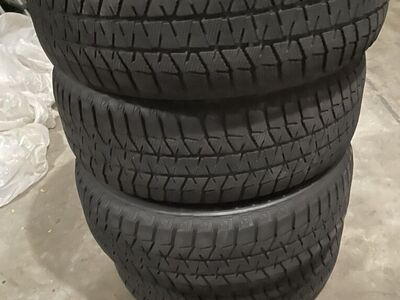 4 Bridgestone Blizzak Winter Tires
