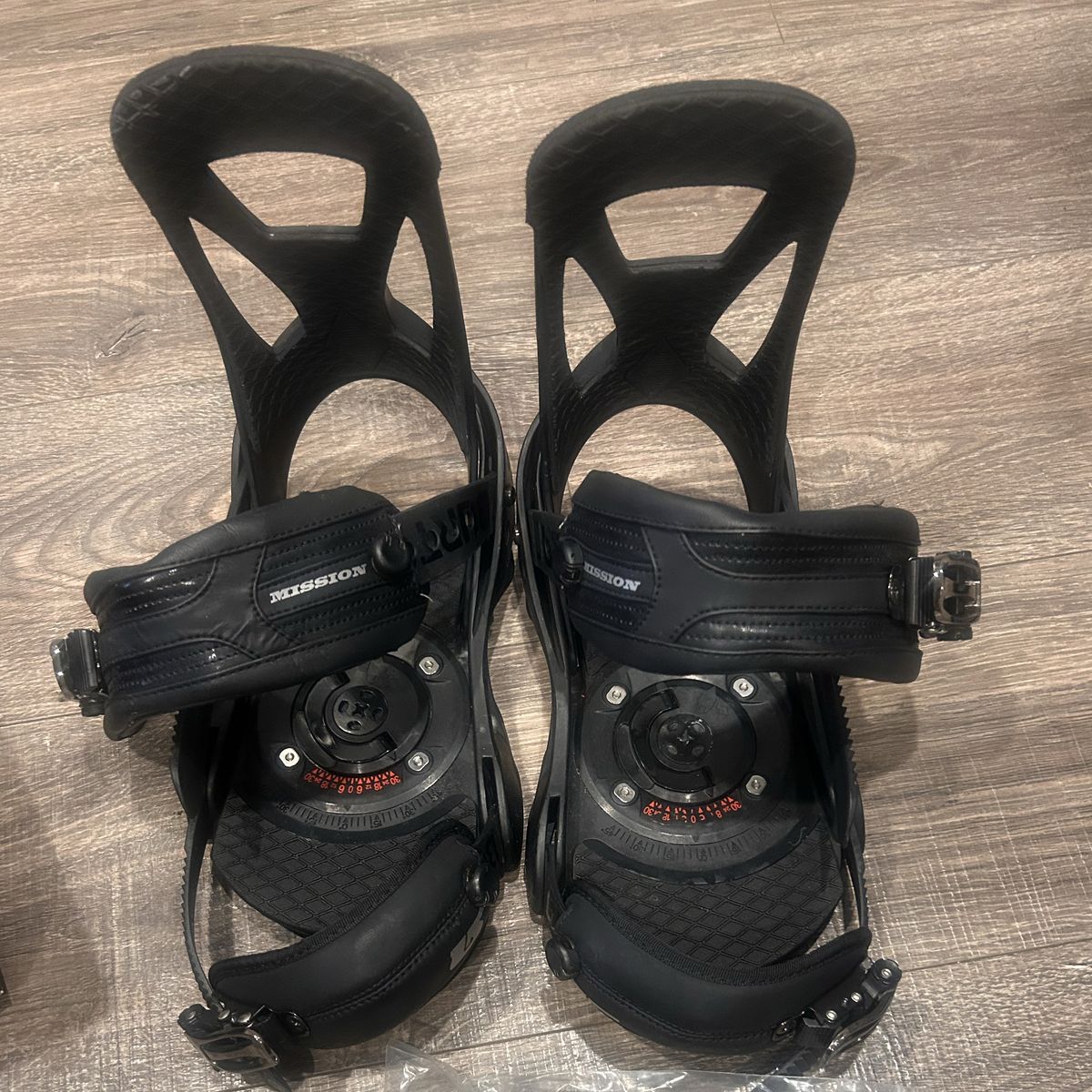 Burton Mission Snowboard Bindings Size Small