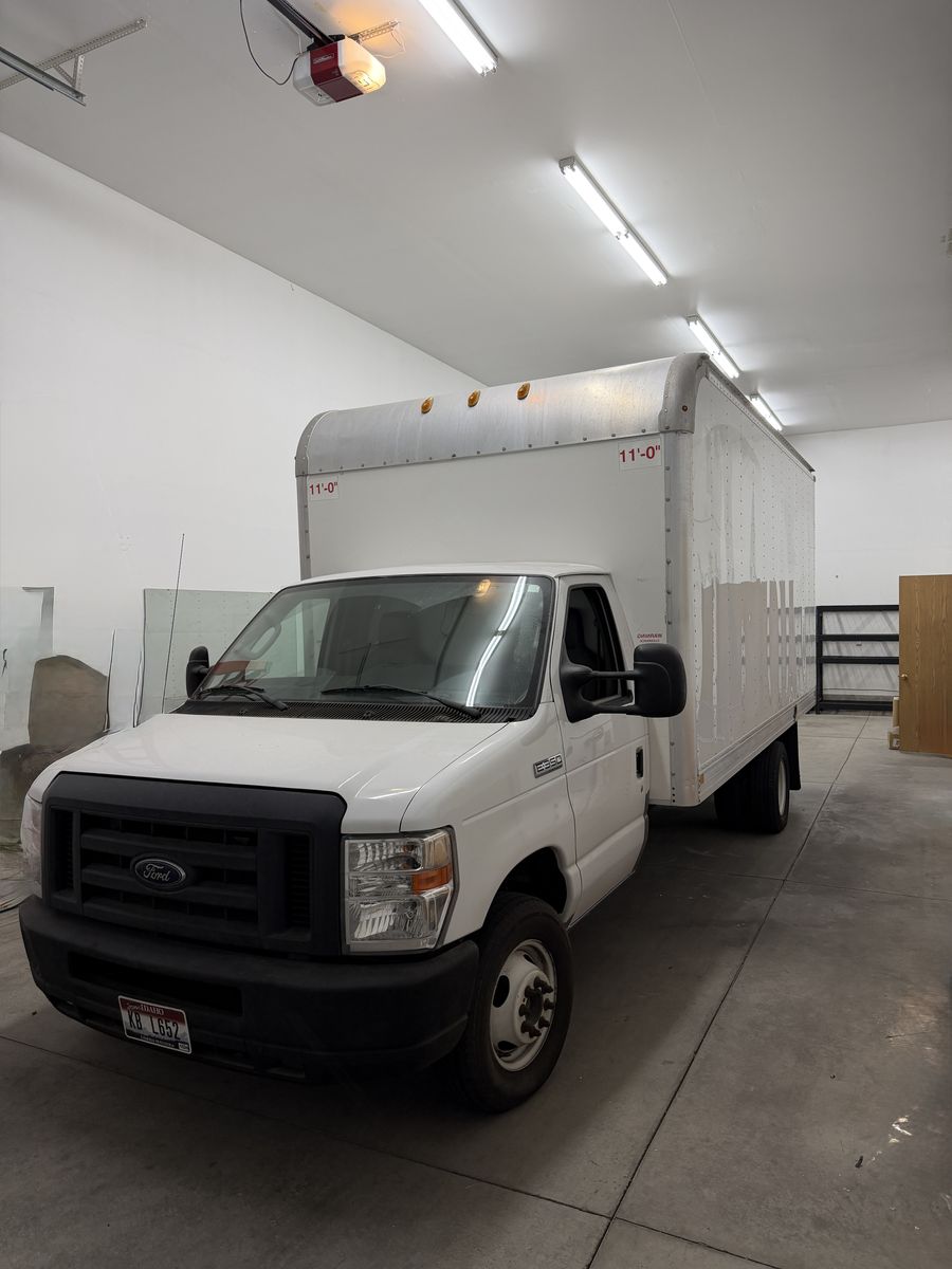 2019 Ford E-350 and Econoline 350 