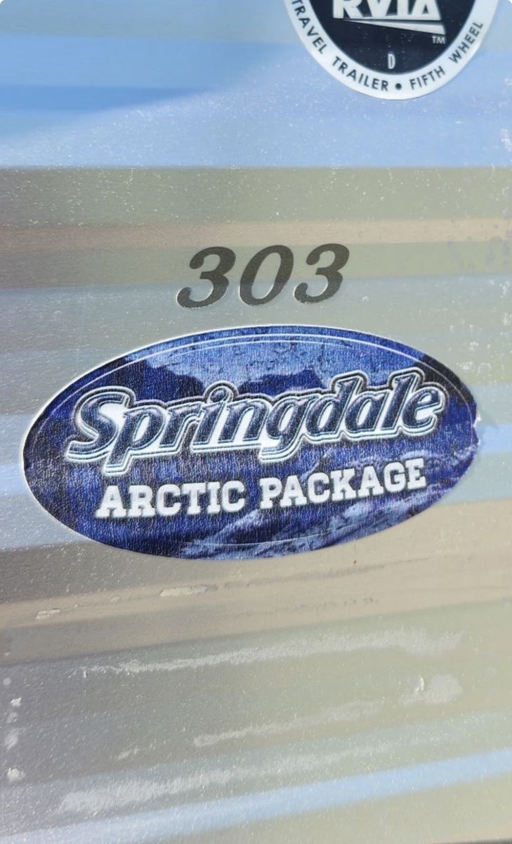 2017 Springdale Arctic  Package 30’ Camper bumper pull