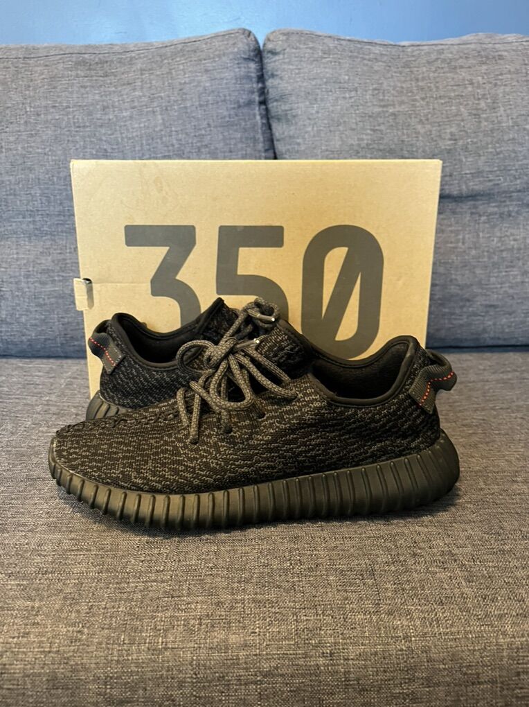 Yeezy 350 Pirate Black