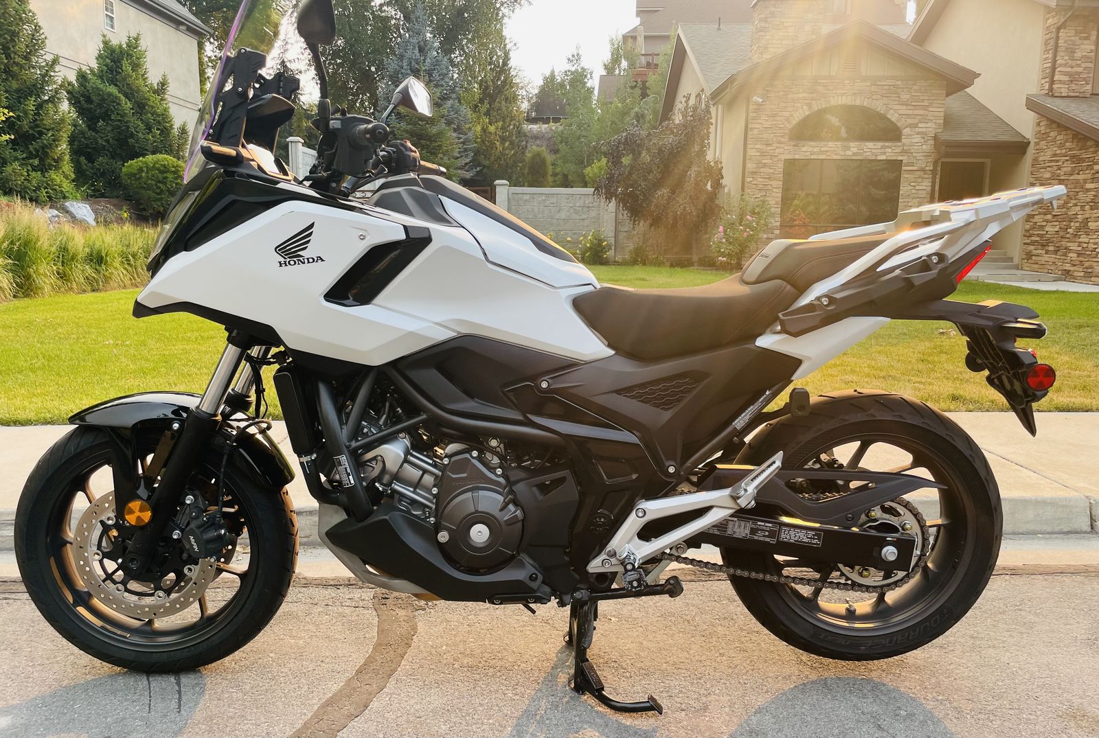 2025 Honda NC750X DCT, only 1400 miles, extras.