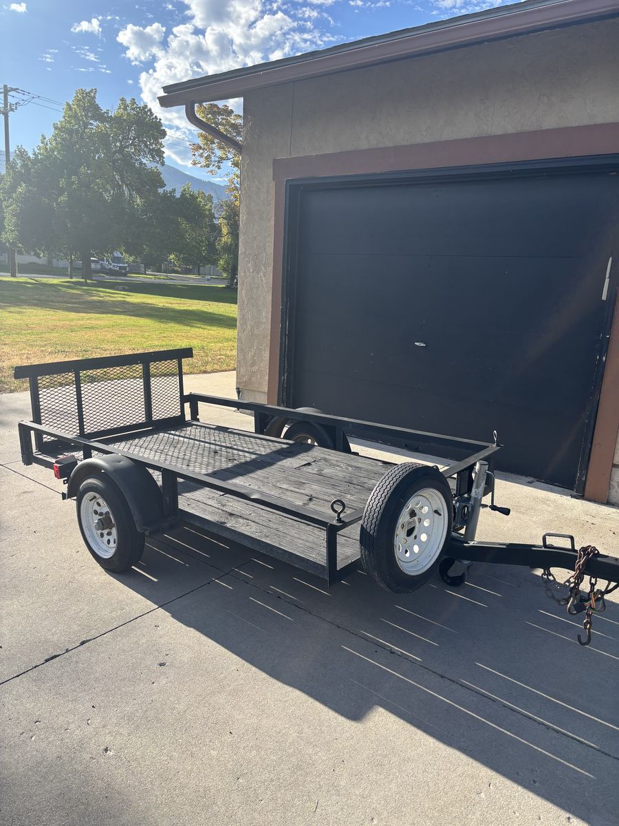 4x8 trailer $549