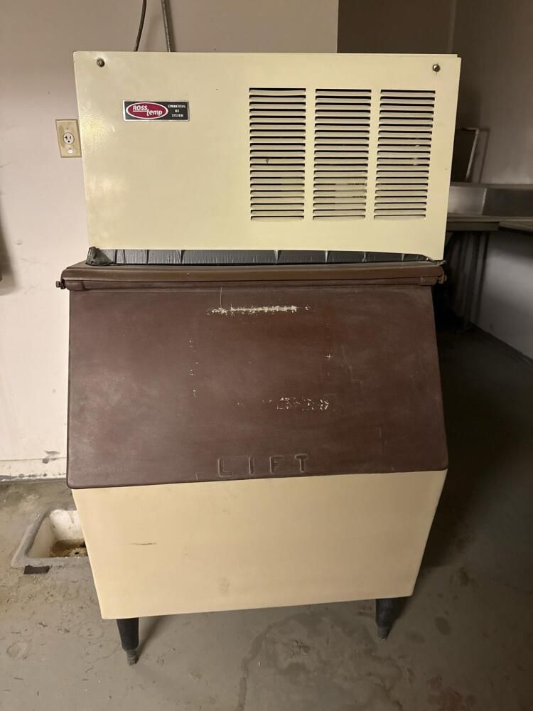 Main image 11