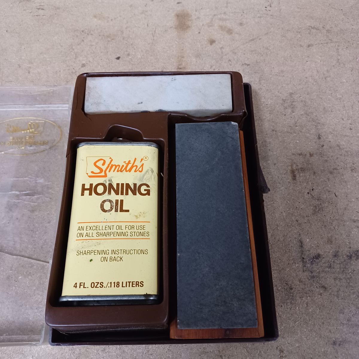 Knife sharpening set