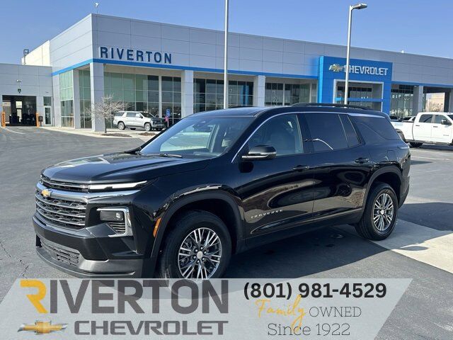 2025 Chevrolet Traverse LT