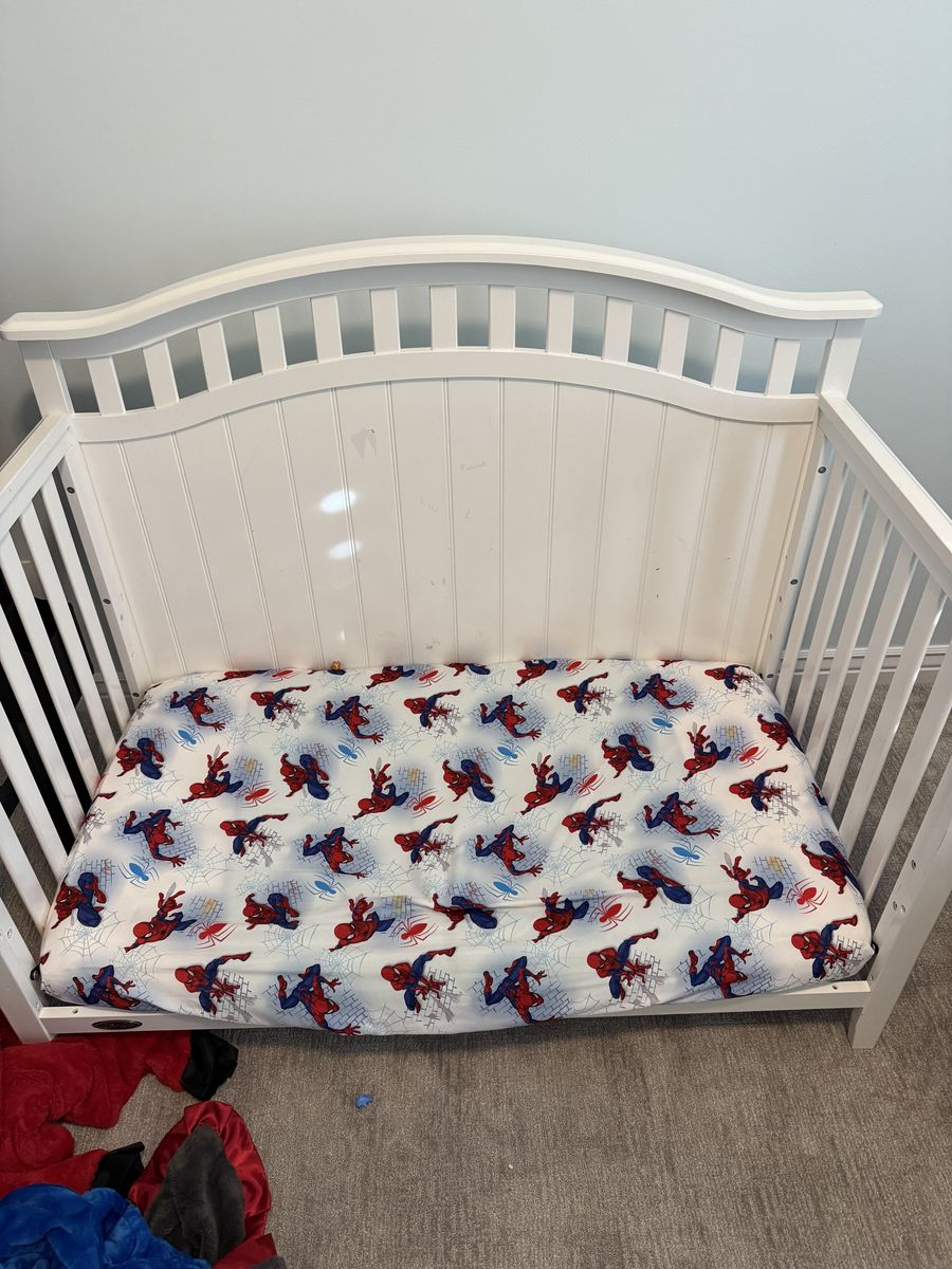 White Graco Crib x 2