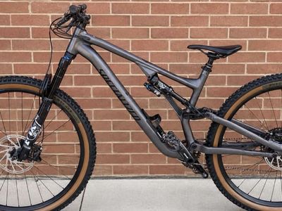Specialized Stumpjumper Evo Full Suspension Mountain Bike - Gray, Fox Shocks, 29” Wheels