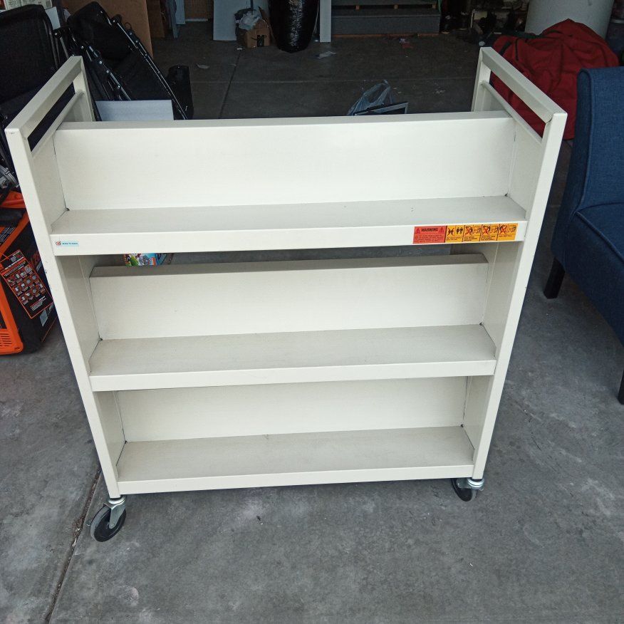 Double sided book cart / shelves