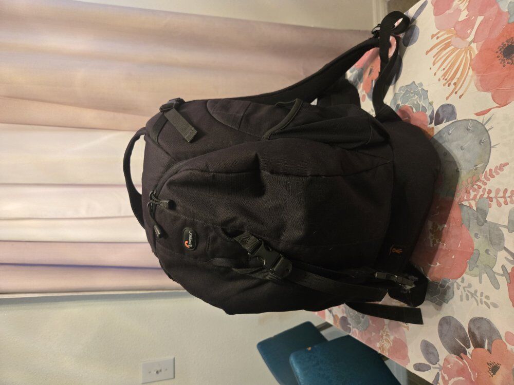 Lowepro Flipside 400 AW camera backpack
