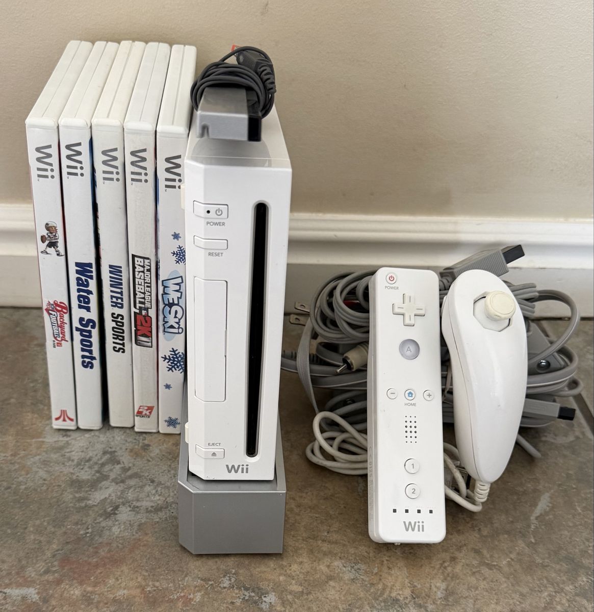 Nintendo Wii Bundle