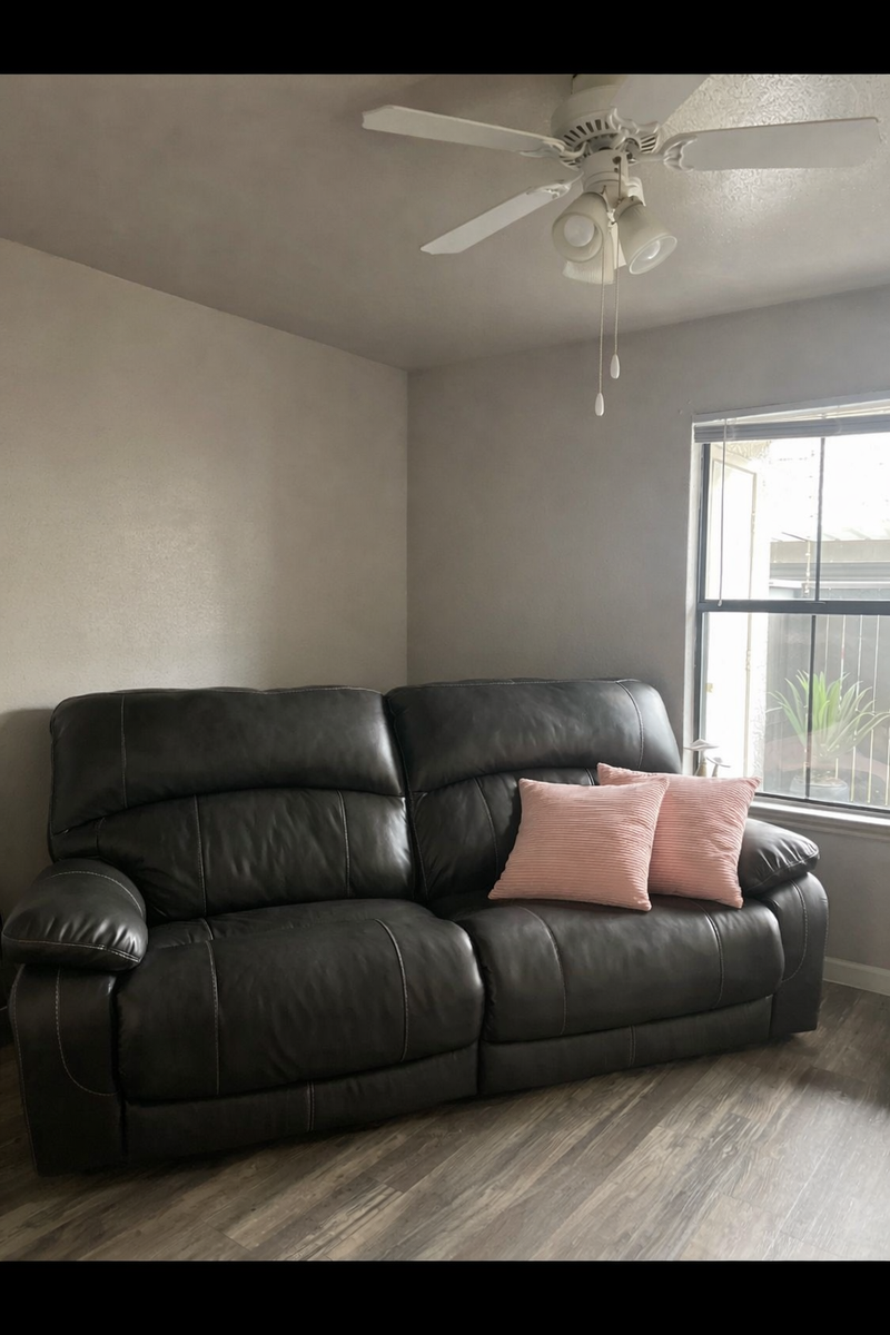 Ashley Furniture Gray power Reclining Loveseat – Super Comfortable