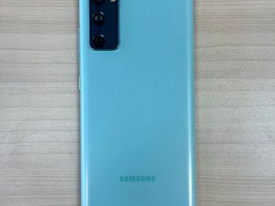 Samsung Galaxy S20FE 5G - 128GB - Unlocked