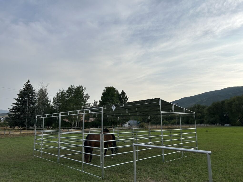 12x24 Stalls With Roof
