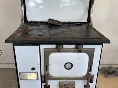 Vintage Monarch Wood/Coal Burning Stove - White Enamel Finish, Classic Design