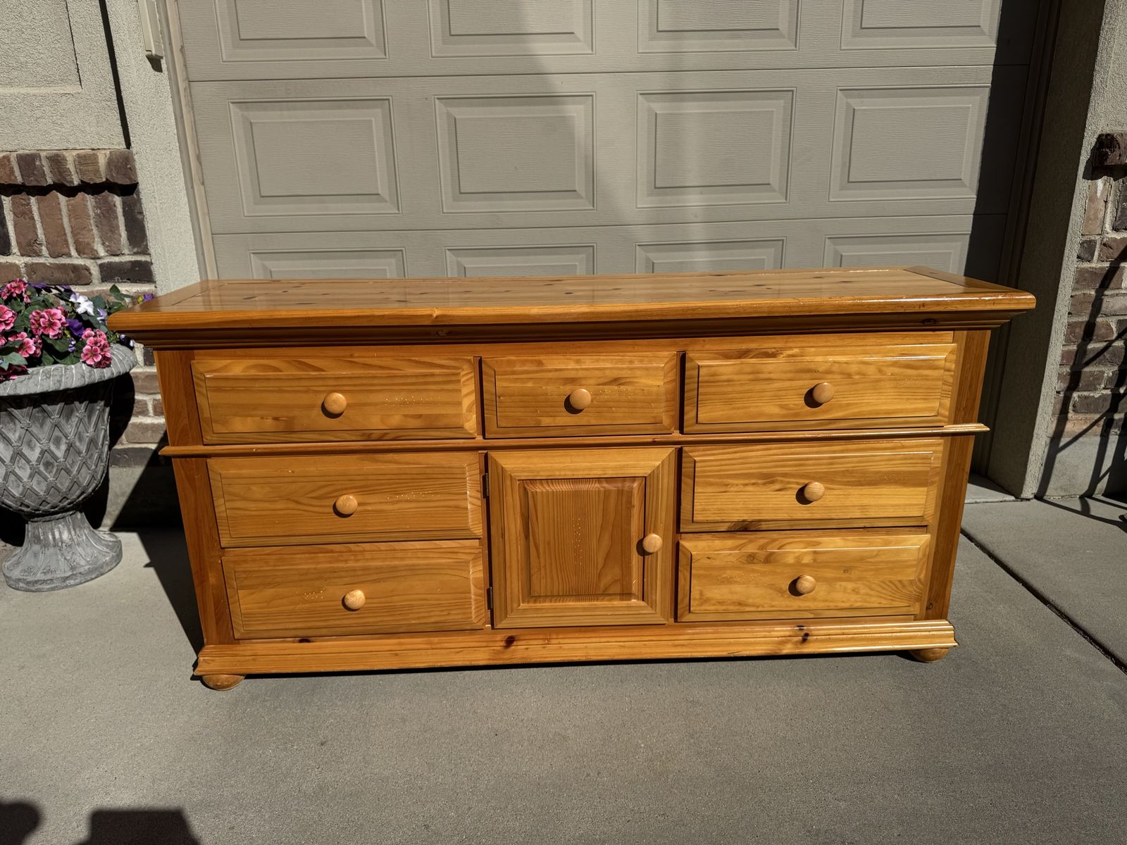 Bassett Dresser Solid Pine Wood 