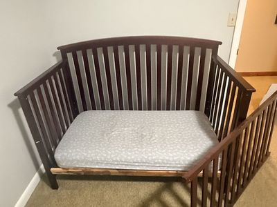 Crib / kid bed
