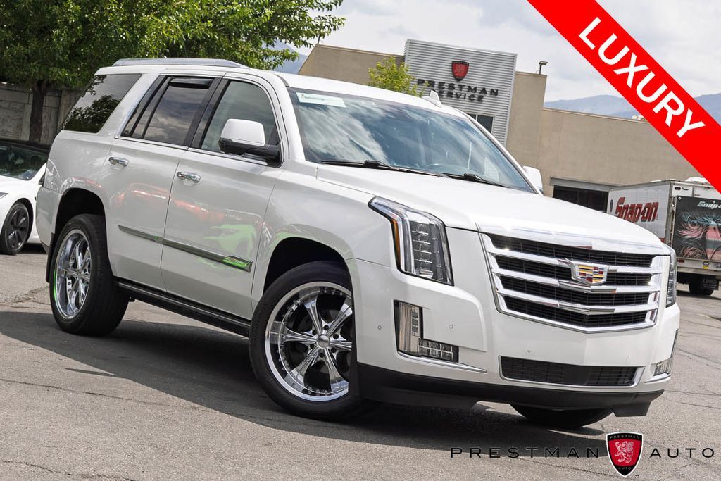 2020 Cadillac Escalade Premium Luxury