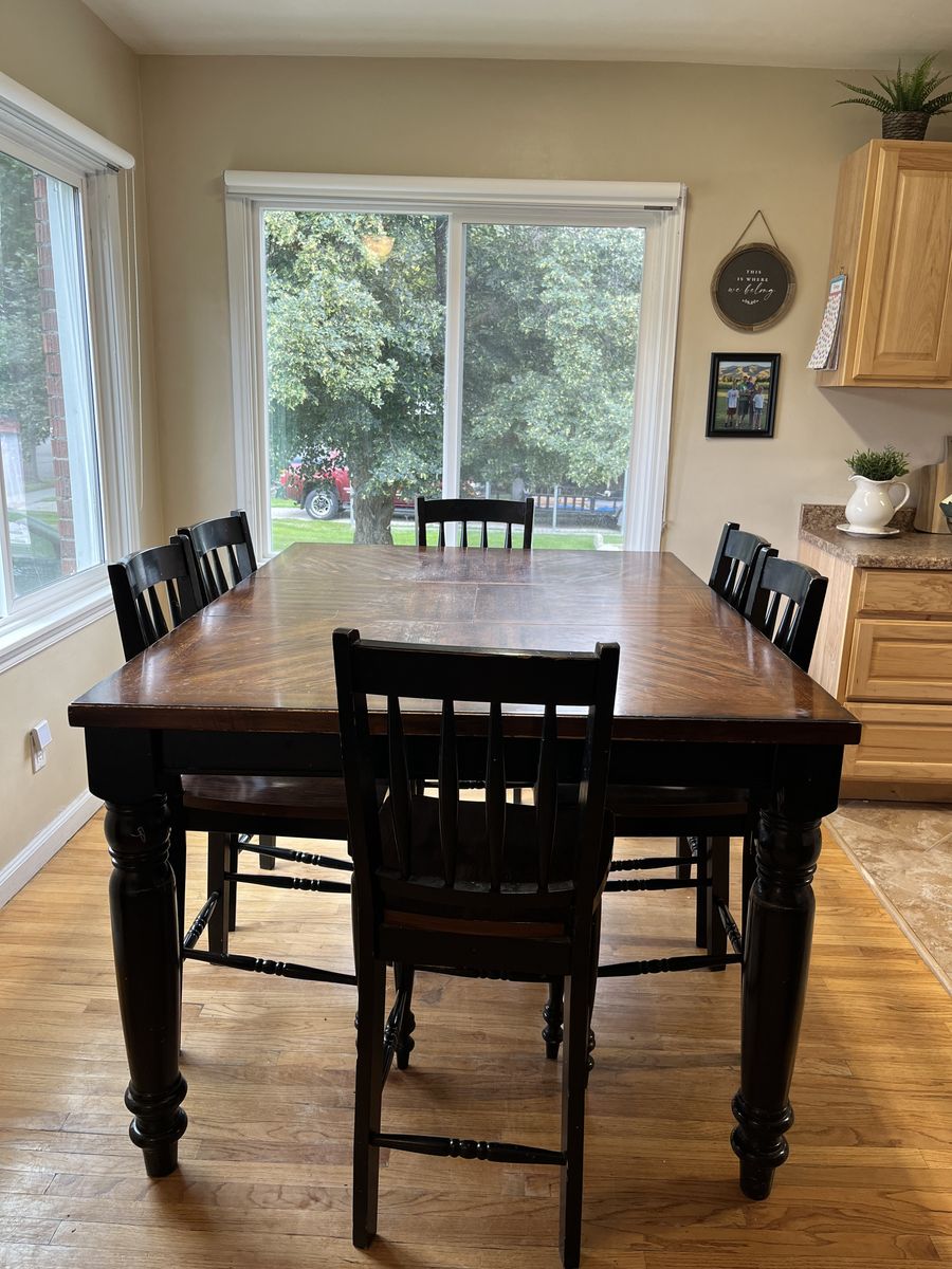 Counter Height Dining Table with 6 chairs