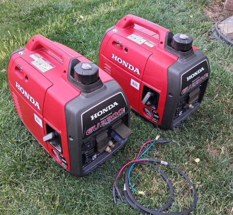 Honda EU2200i Inverter Generator Pair (Standard & Companion) with Parallel Cable