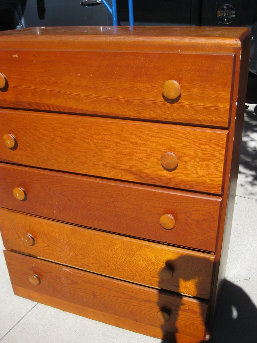 2 DRESSERS & END TABLE