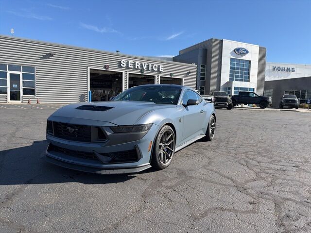 2024 FORD MUSTANG Dark Horse
