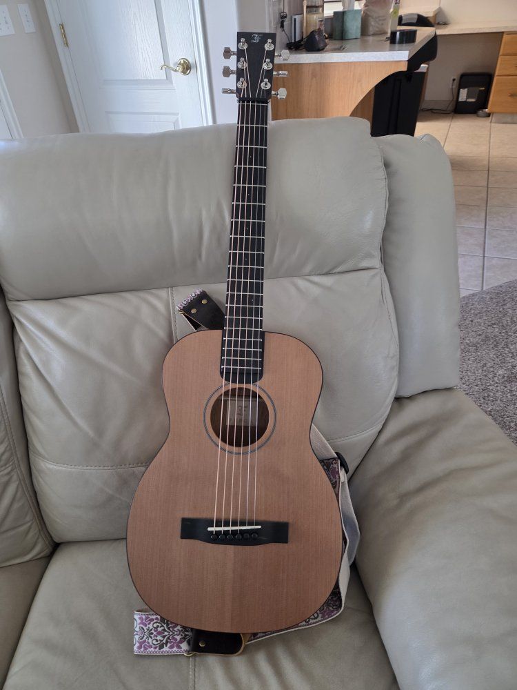 Furch Little Jane LJ10-SR Acoustic Travel Guitar with Gig Bag - Excellent Condition