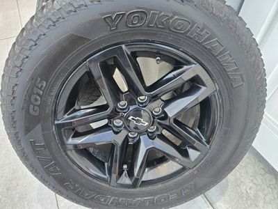 2022 chevy 1500 wheels and tires