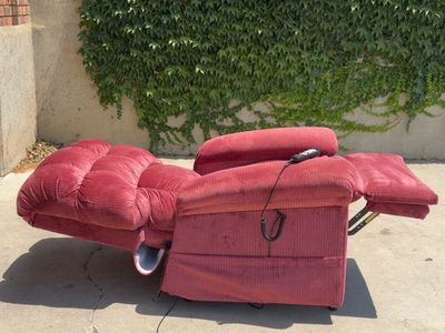 Golden technologies Dual Motor 400lbs big and tall cloud power lift chair recliner