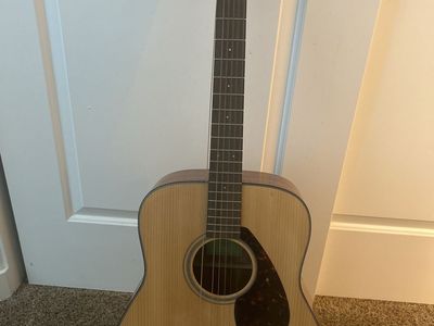 Acoustic Guitar for sale