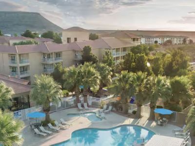 3 bedroom condo St. George - fall break dates