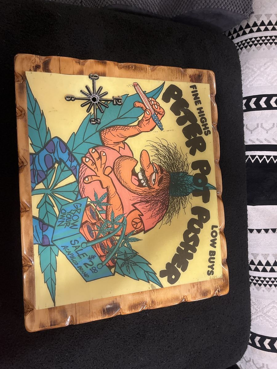 Vintage Peter Pot Pusher Novelty Wall Clock - Faux Wood Frame Counterculture Art