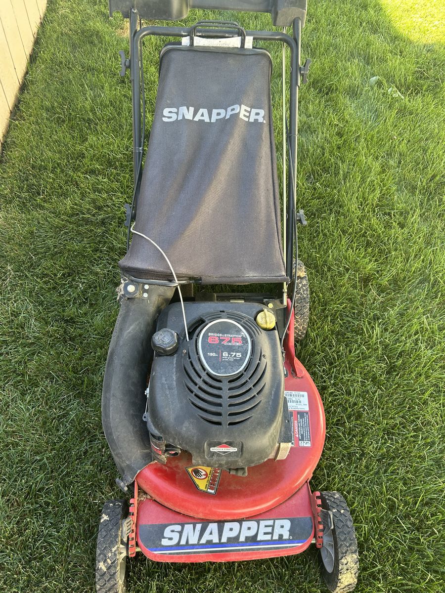 Snapper self drive lawnmower