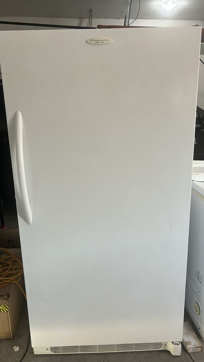 17 cubic foot frost free freezer