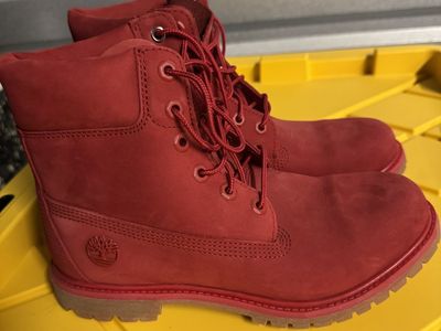 Timberlands Red